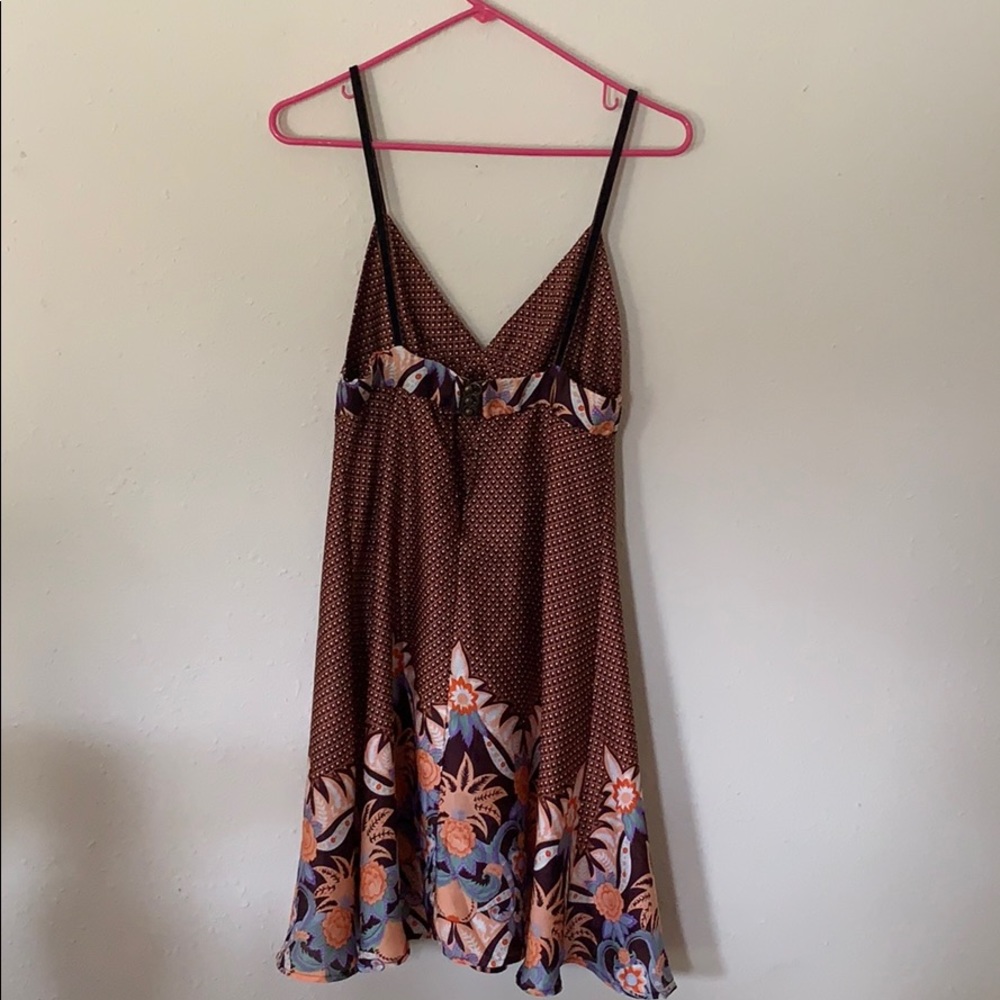 Beautiful Mini Dress - Picture 2 of 6